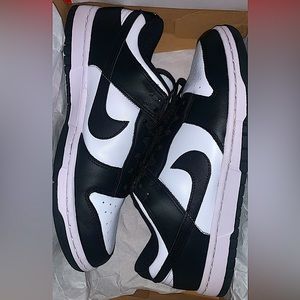 Nike panda dunks